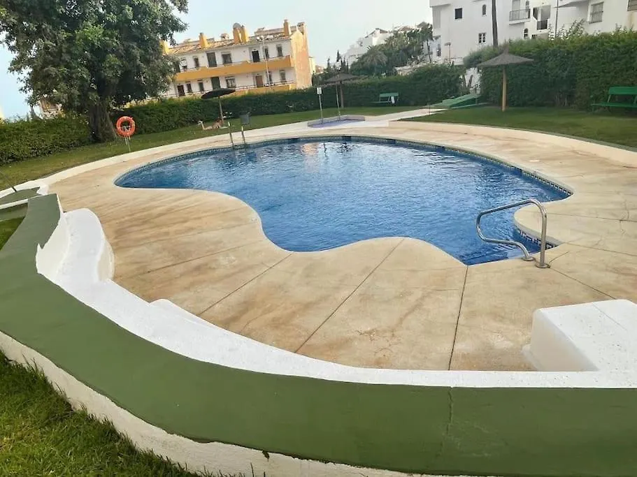 Apartamento Con Terraza A Pie De Playa Benalmadena 0*,  Spain